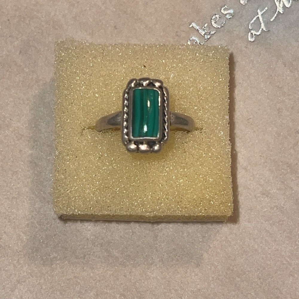 Malachite Ornate Sterling Silver Healing Properties Ring Size 6 - Picture 5 of 14